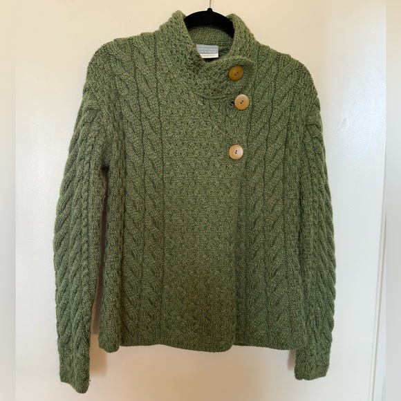 Stunning Carraig Donn Green 100% Merino Wool Cardigan Sweater Made in Ireland - Picture 1 of 6